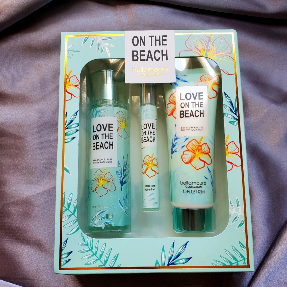 ❌❌SOLD❌❌ 5⭐Rated!🎉 On The Beach Scent & Body Gift Set.. Free gift included! 🎁 - Picture 1 of 7